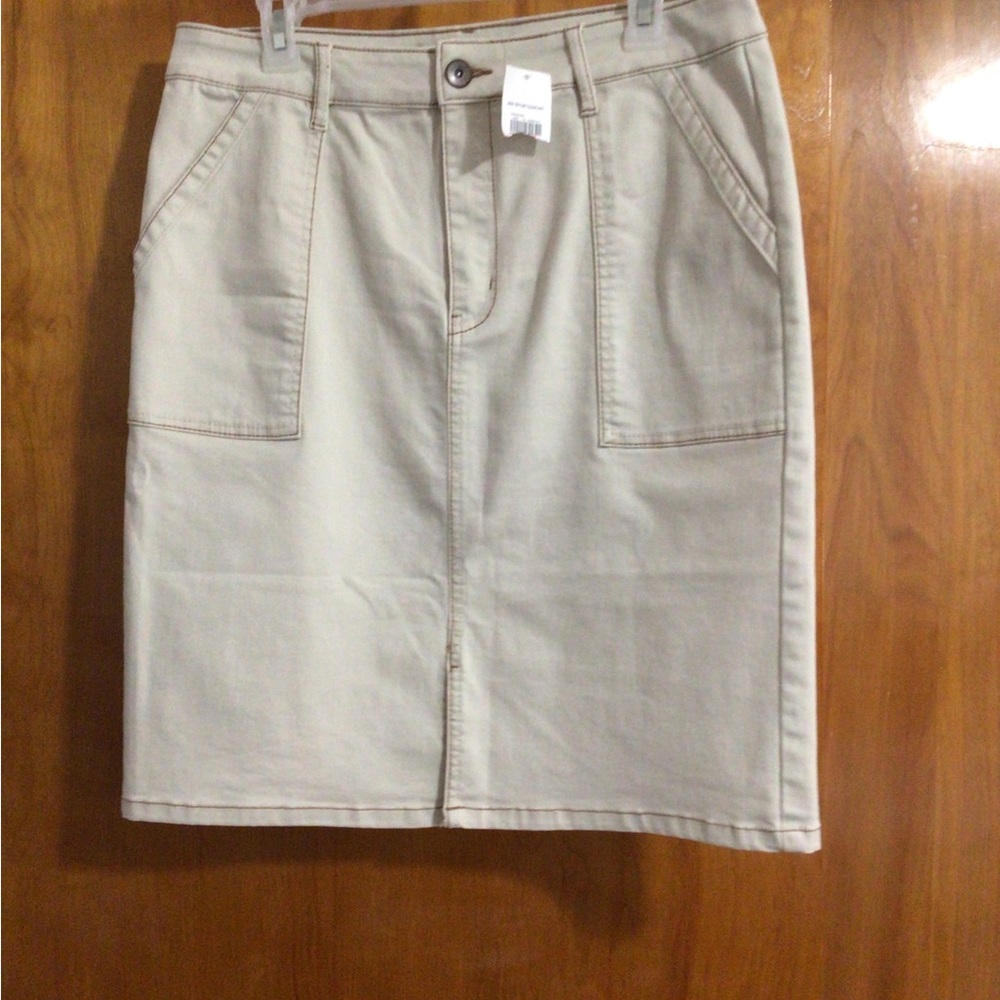 NWT Cato khaki skirt